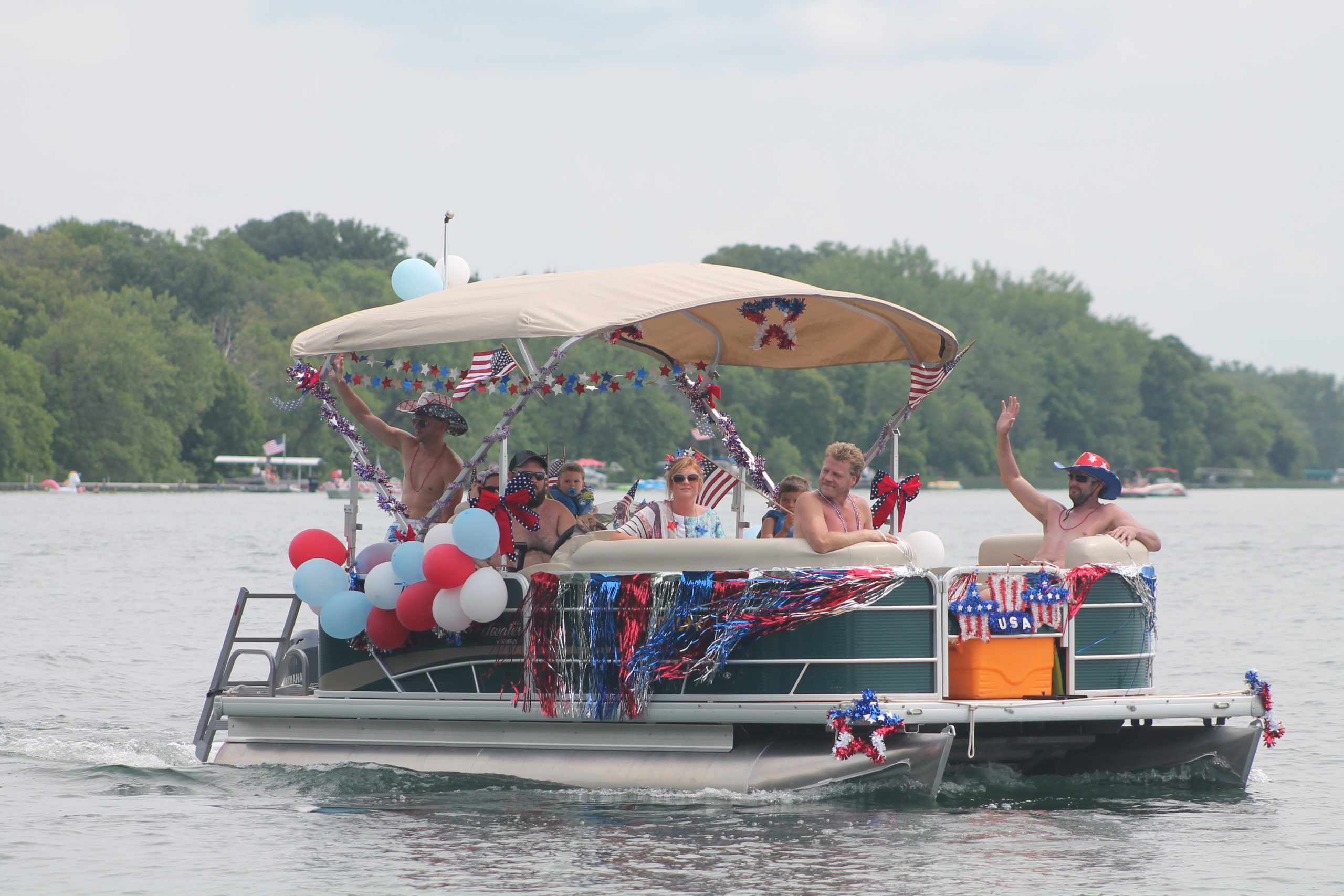 Clitherall Lake Boat Parade Huge Success Battle Lake Review Battle